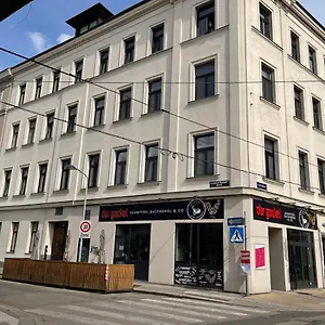 gesamte-unterkunft-im-zentrum-von-wien-top-17.vienna-besthotels.com/