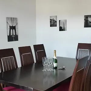 cozynite-premium-apartment-ottakring.vienna-besthotels.com/